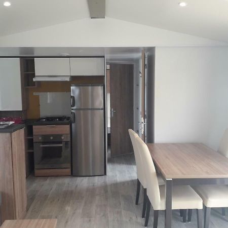 Camping 4 Mobil Home Priver Litteau 외부 사진